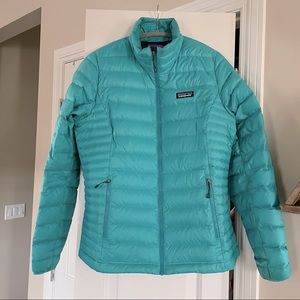 Patagonia turquoise down jacket
